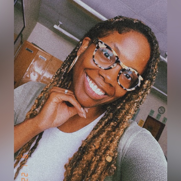 Clarice’s Live Show Listing! ❤️ - Picture 2 of 3